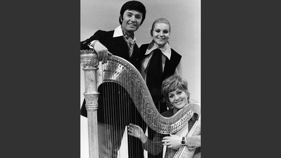 Rex Gildo, Peggy March und Siw Malmkvist 1969 beim Hessischen Rundfunk in Frankfurt. © picture alliance / AP | Goettert 